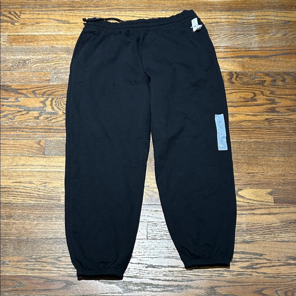 Old Navy Women's Black Joggers - Picture 2 of 6